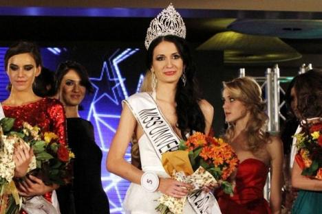 A fost aleasă Miss Universe România 2012 (FOTO)